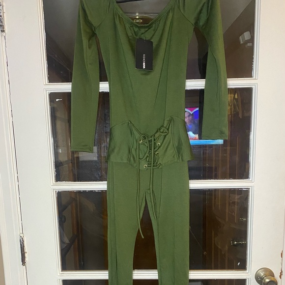 Fashion Nova Green jumpsuit - Picture 3 of 3
